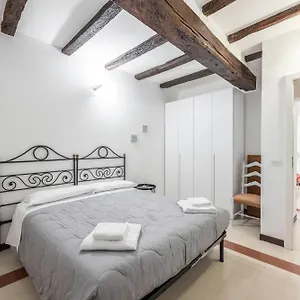 Ambra Maison, By Short Holidays , Bologna Italia